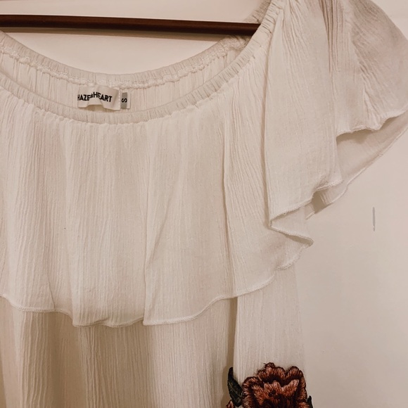 Off-the-shoulder top, size Small ☀️ - Picture 3 of 3